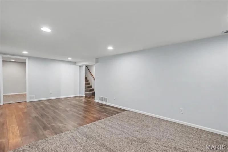 SO MUCH ROOM FOR ACTIVITIES!!! — 50 White Plains Drive, Chesterfield, MO 63017