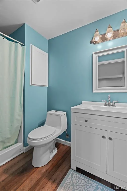 LL Bathroom — 59 E Homefield Point Ct, O'Fallon, MO 63366