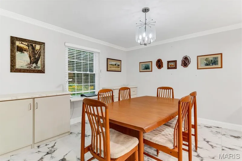 15046 Claymoor Court #2, Chesterfield, MO 63017 — listing photo 10 of 46