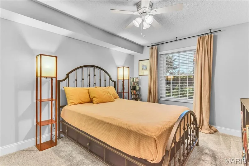 15046 Claymoor Court #2, Chesterfield, MO 63017 — listing photo 23 of 46