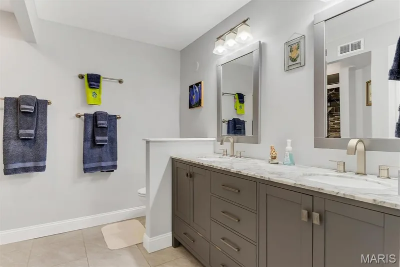 15046 Claymoor Court #2, Chesterfield, MO 63017 — listing photo 30 of 46
