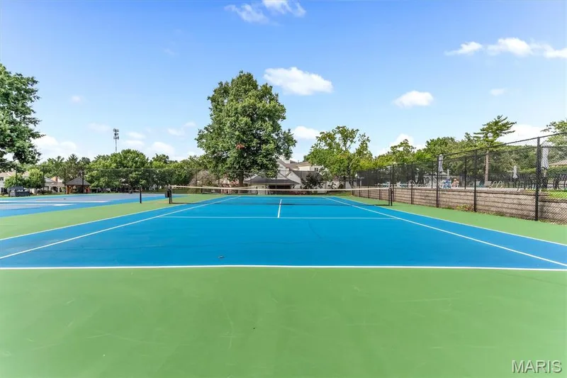 Development tennis courts — 15046 Claymoor Court #2, Chesterfield, MO 63017