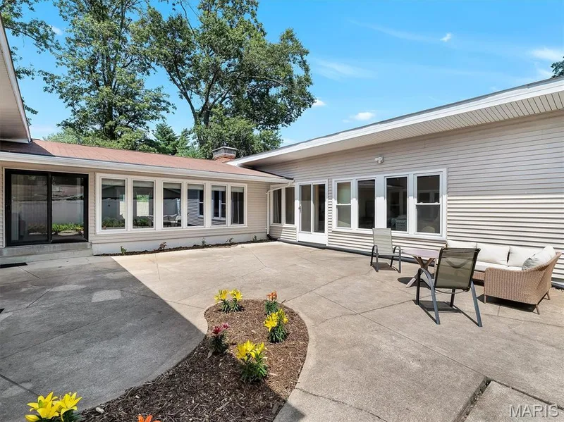 22 La Gorce Drive, Chesterfield, MO 63017 — listing photo 35 of 36