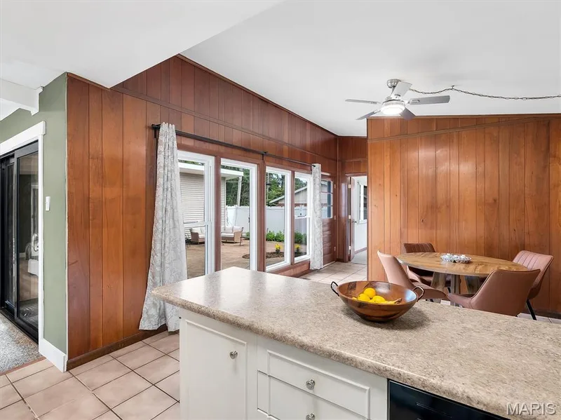 22 La Gorce Drive, Chesterfield, MO 63017 — listing photo 16 of 36