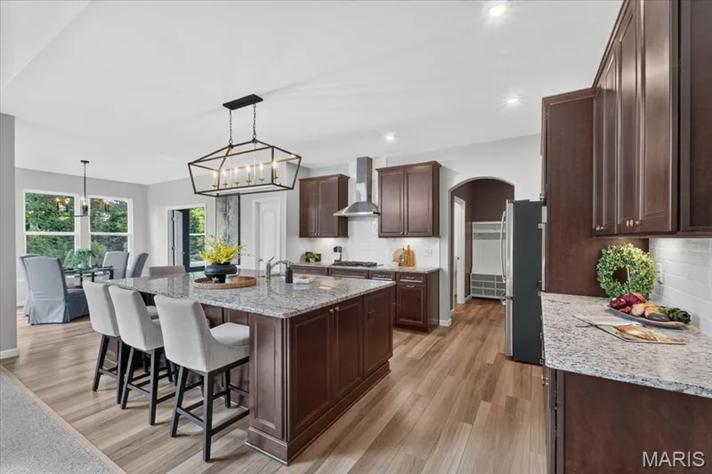 906 Memsie Park Court, O'Fallon, MO 63368 — listing photo 11 of 50
