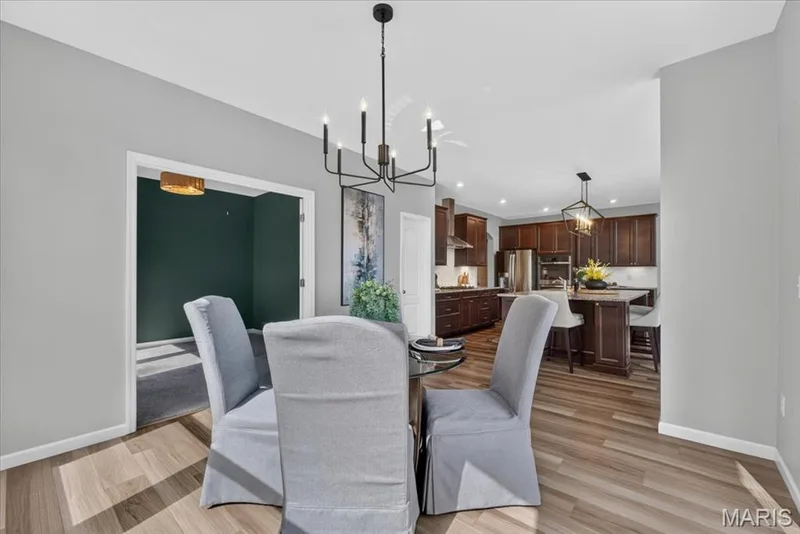 906 Memsie Park Court, O'Fallon, MO 63368 — listing photo 18 of 50