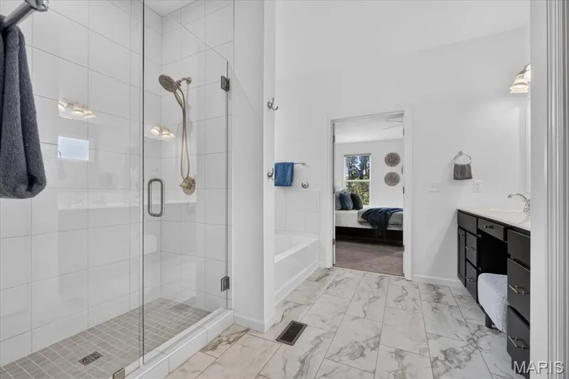 906 Memsie Park Court, O'Fallon, MO 63368 — listing photo 27 of 50