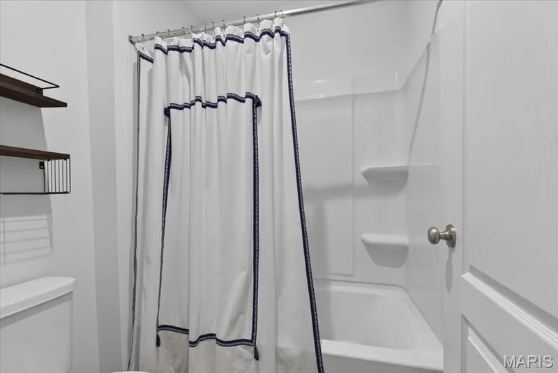906 Memsie Park Court, O'Fallon, MO 63368 — listing photo 40 of 50
