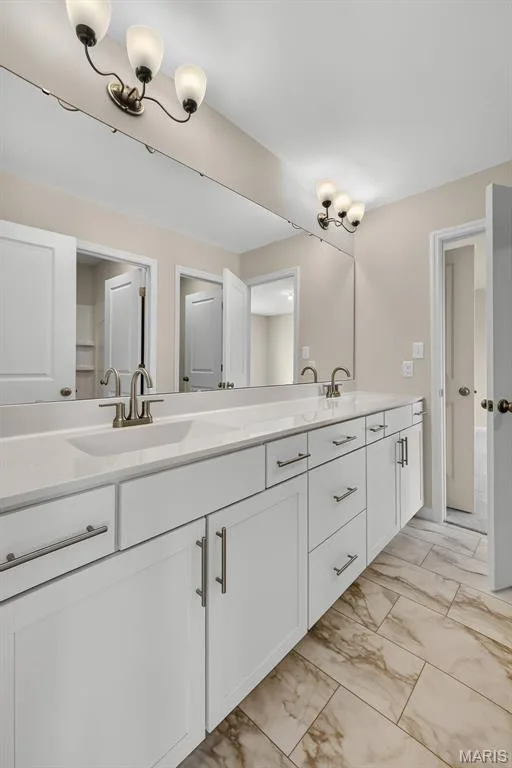 Upstairs Full Bathroom 1 — 5 Dragonstone Court, Dardenne Prairie, MO 63368