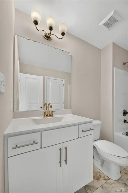 Upstairs Full Bathroom 2 — 5 Dragonstone Court, Dardenne Prairie, MO 63368