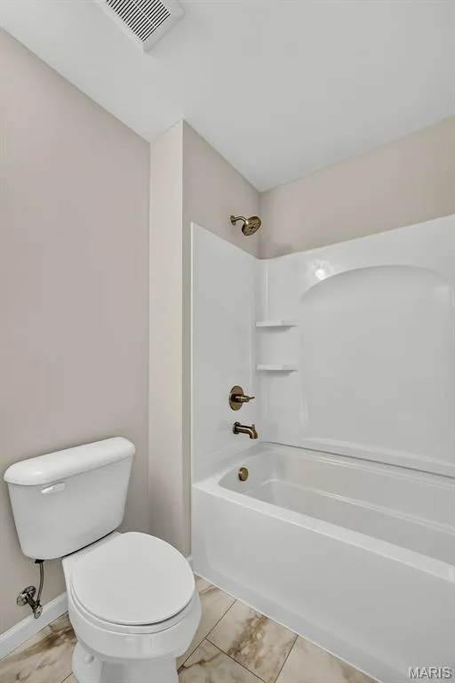 Upstairs Full Bathroom 2 — 5 Dragonstone Court, Dardenne Prairie, MO 63368
