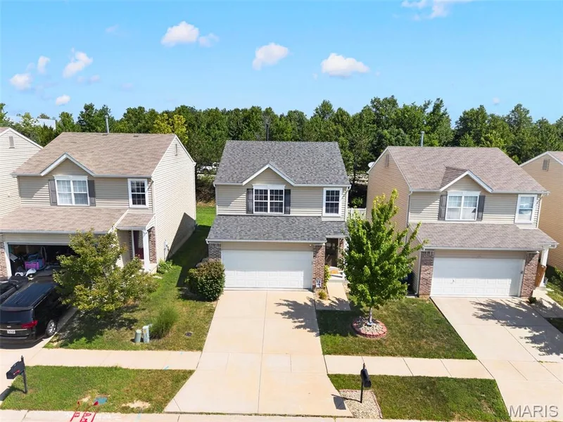 87 Cimarron Summit Way, Wentzville, MO 63385 — listing photo 3 of 39