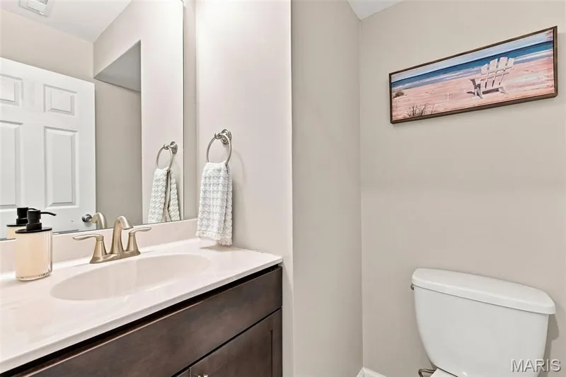 Main Floor Bathroom — 40 Trailside Court #2, St Peters, MO 63303