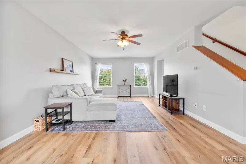 108 Wabash Spur Drive, O'Fallon, MO 63366 — listing photo 2 of 24