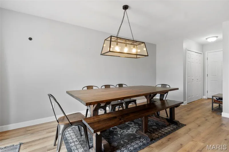108 Wabash Spur Drive, O'Fallon, MO 63366 — listing photo 6 of 24
