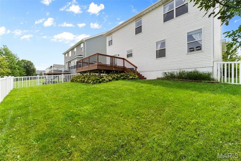108 Wabash Spur Drive, O'Fallon, MO 63366 — listing photo 17 of 24