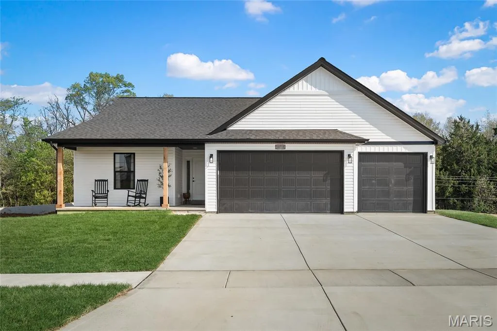 Trenton Lane #, Foristell, MO 63348 — listing photo 1 of 10