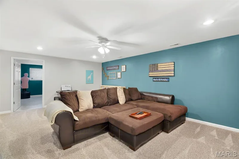3808 Bedford Pointe Drive, Wentzville, MO 63385 — listing photo 23 of 39