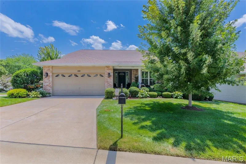 830 Harmony Terrace, Lake St. Louis, MO 63367 — listing photo 3 of 47