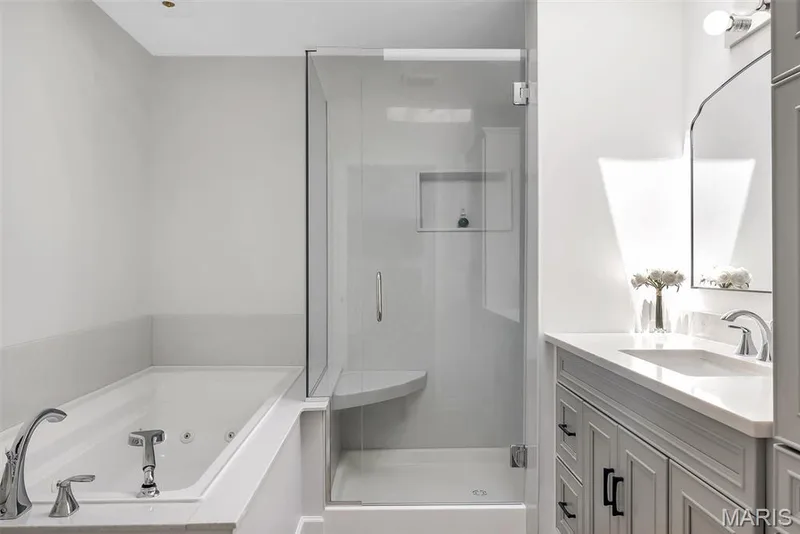11 Rue Grand Drive, Lake St. Louis, MO 63367 — listing photo 22 of 30
