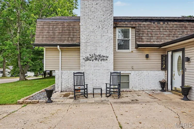 112 Sutters Mill Road, St Peters, MO 63376 — listing photo 3 of 28