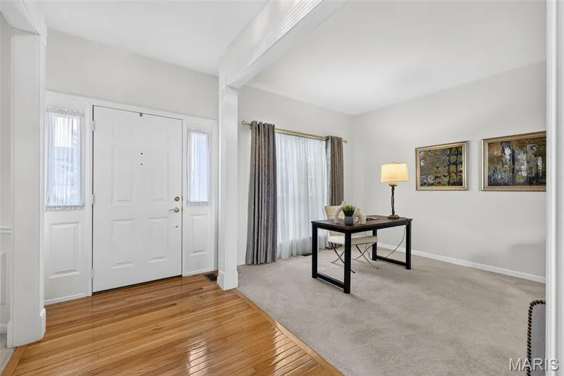 308 Copper Crest Court, St Charles, MO 63304 — listing photo 4 of 41