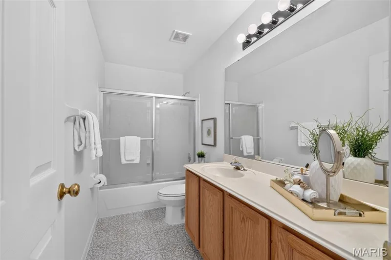 308 Copper Crest Court, St Charles, MO 63304 — listing photo 32 of 41