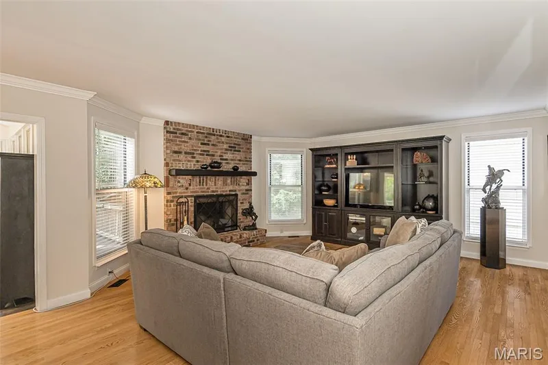 47 Fox Meadows Court, St Charles, MO 63303 — listing photo 7 of 49