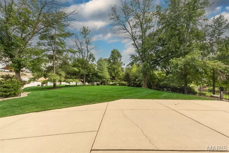 47 Fox Meadows Court, St Charles, MO 63303 — listing photo 45 of 49