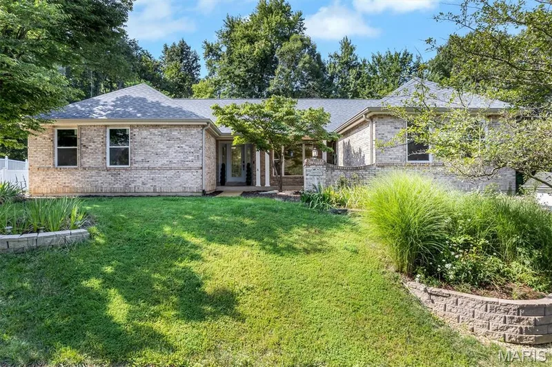 16426 Prestwick Place Lane, Wildwood, MO 63011 — listing photo 3 of 68