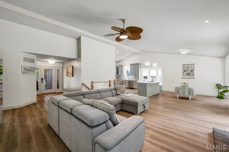 16426 Prestwick Place Lane, Wildwood, MO 63011 — listing photo 21 of 68