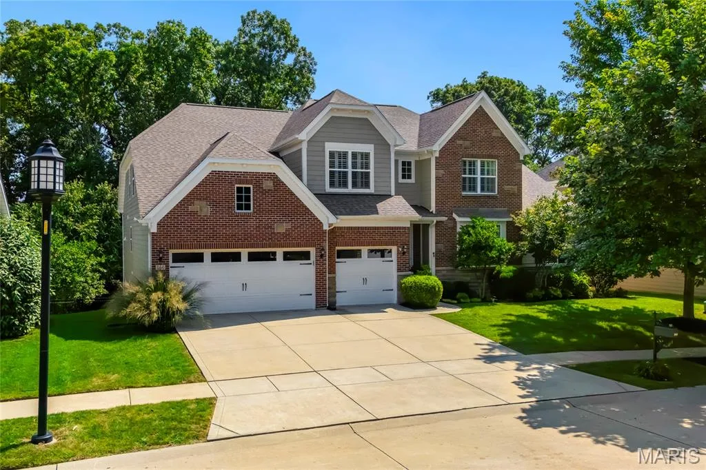 360 Willow Weald Path, Chesterfield, MO 63005 — listing photo 1 of 69
