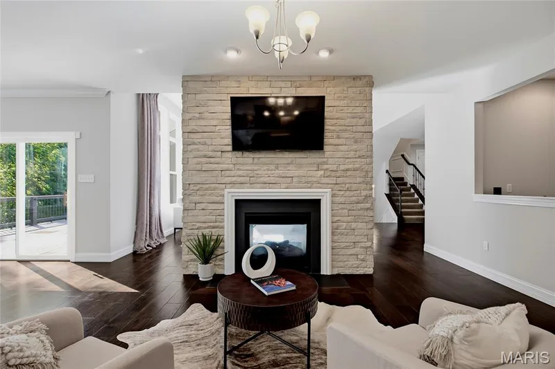 360 Willow Weald Path, Chesterfield, MO 63005 — listing photo 17 of 69