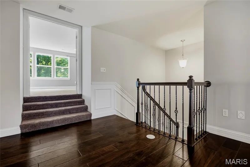 360 Willow Weald Path, Chesterfield, MO 63005 — listing photo 31 of 69