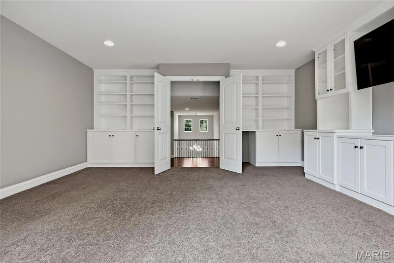 360 Willow Weald Path, Chesterfield, MO 63005 — listing photo 33 of 69