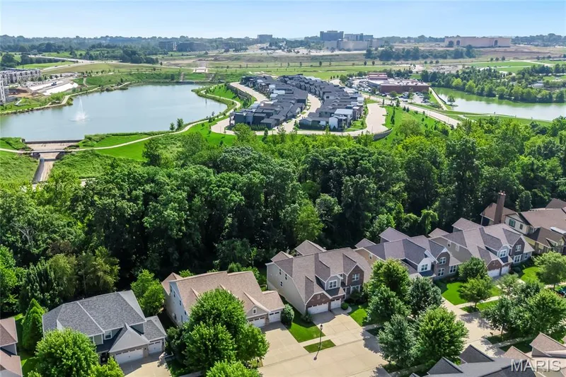 360 Willow Weald Path, Chesterfield, MO 63005 — listing photo 65 of 69