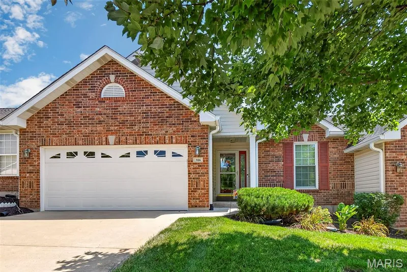 306 Villa Tuscany Court #10B, O'Fallon, MO β listing photo 1