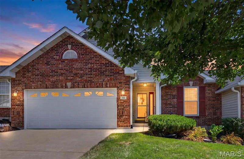 Welcome home! — 306 Villa Tuscany Court #10B, O'Fallon, MO 63366