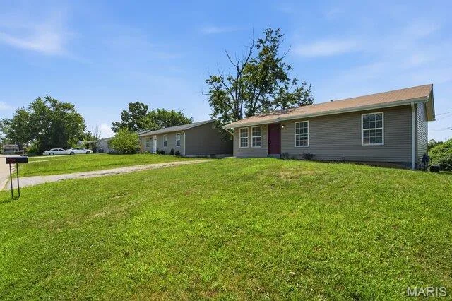 1444 Kathleen Drive, Wentzville, MO 63385 — listing photo 25 of 26