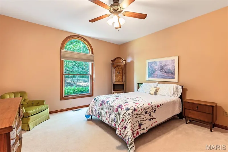 Third Bedroom facing the Front Yard. — 17507 Summit View Place Cove, Glencoe, MO 63038