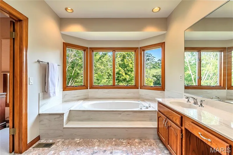 Beautiful flooring. — 17507 Summit View Place Cove, Glencoe, MO 63038