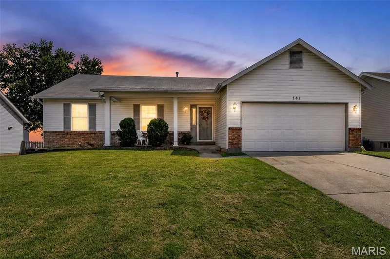 582 Prentice Drive, St Peters, MO 63376 — listing photo 18 of 21