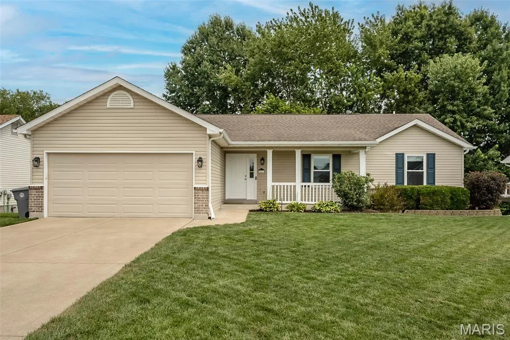 7567 Cinnamon Teal Drive, O'Fallon, MO 63368 — listing photo 1 of 43