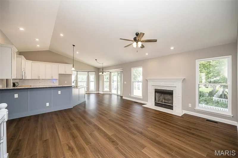 7567 Cinnamon Teal Drive, O'Fallon, MO 63368 — listing photo 7 of 43