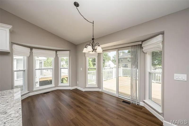 7567 Cinnamon Teal Drive, O'Fallon, MO 63368 — listing photo 11 of 43