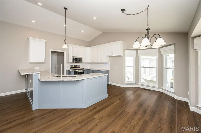 7567 Cinnamon Teal Drive, O'Fallon, MO 63368 — listing photo 12 of 43