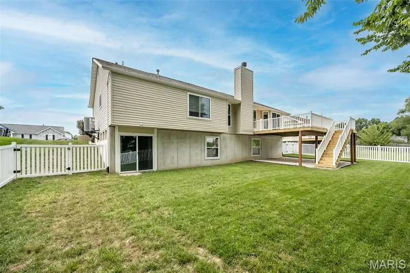 7567 Cinnamon Teal Drive, O'Fallon, MO 63368 — listing photo 39 of 43