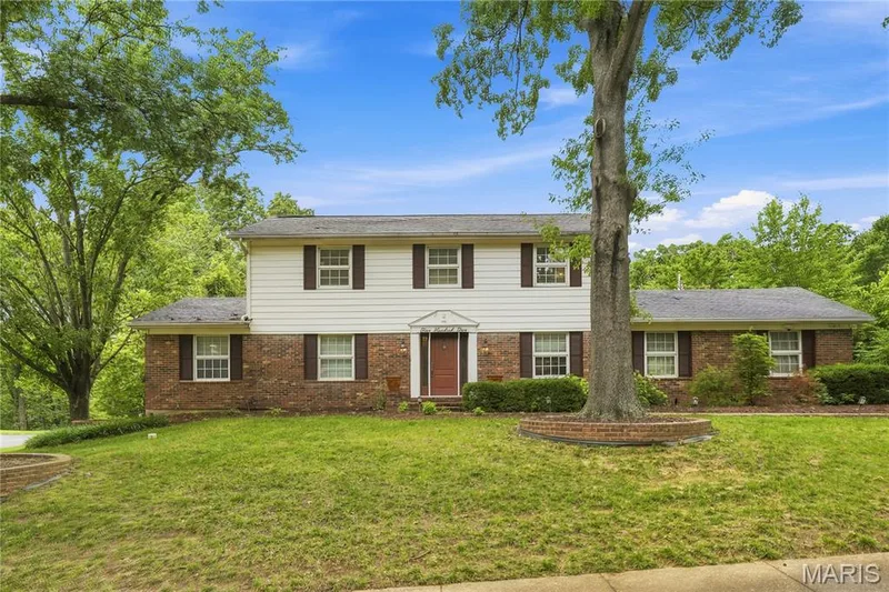 505 Richley Drive, Chesterfield, MO — listing photo 1
