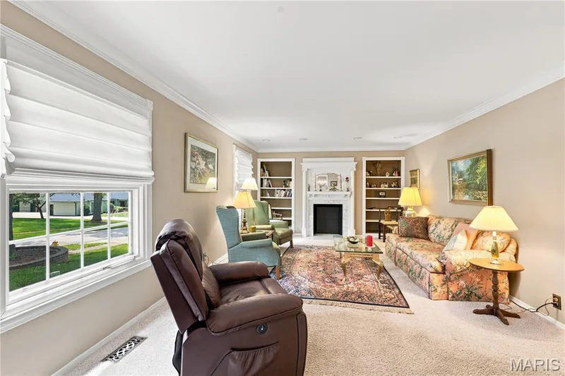 505 Richley Drive, Chesterfield, MO 63017 — listing photo 7 of 32