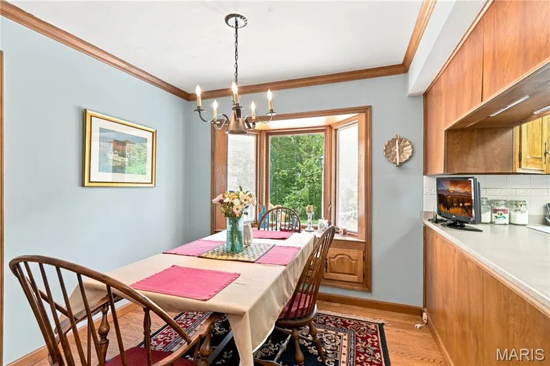 Breakfast Room with bay window — 505 Richley Drive, Chesterfield, MO 63017